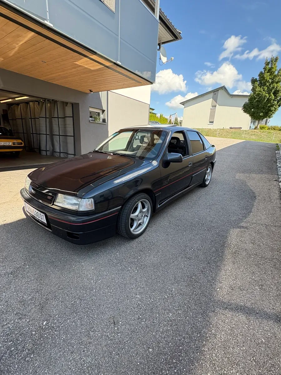 Opel Vectra 1992 photo 2