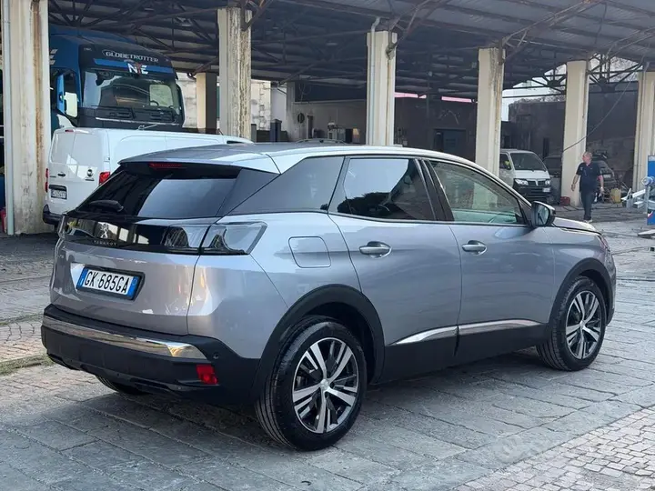 Peugeot 3008 2022 photo 5