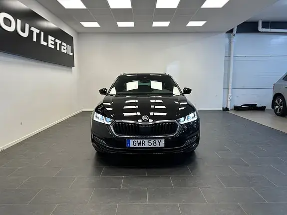 Skoda Octavia 2021 photo 5