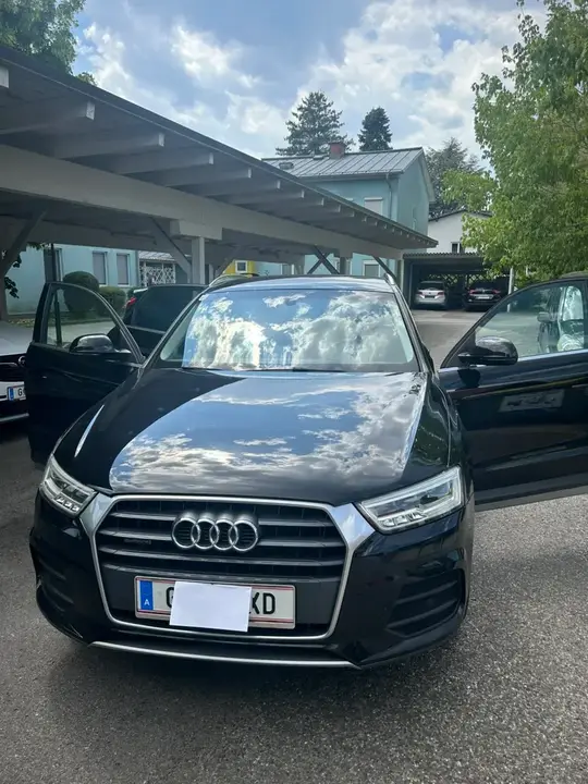 Audi Q3 2015 photo 2