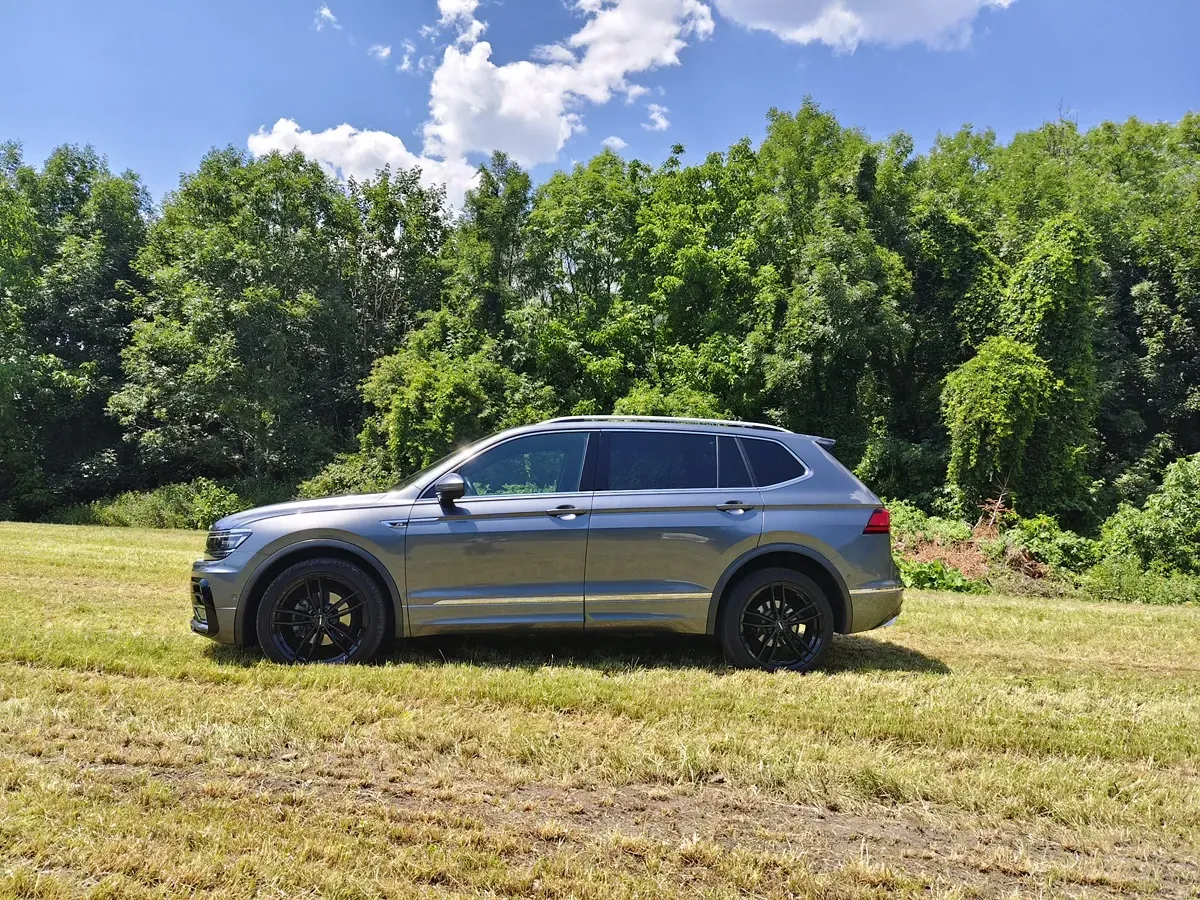Volkswagen Tiguan 2019 photo 2