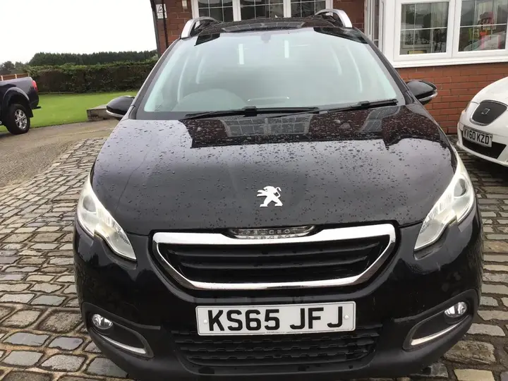 Peugeot 2008 2016 photo 2