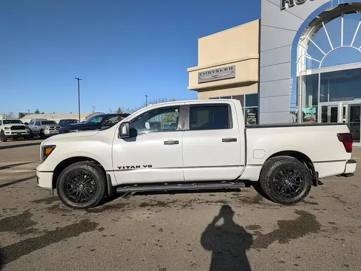 Nissan Titan 2018 photo 4