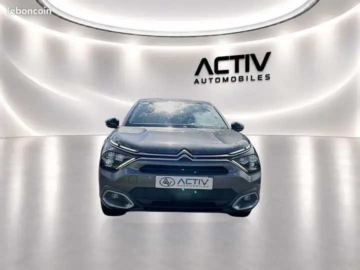 Citroen C4 2024 photo 2