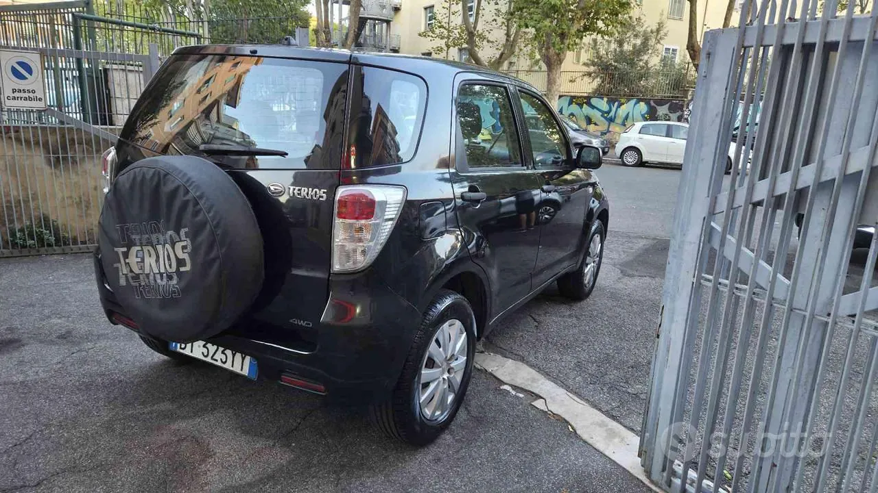 Daihatsu Terios 2010 photo 5