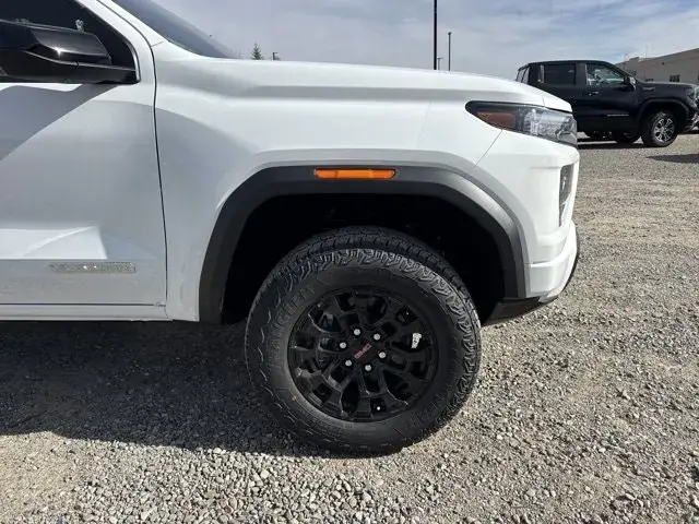 GMC Canyon 2026 photo 5