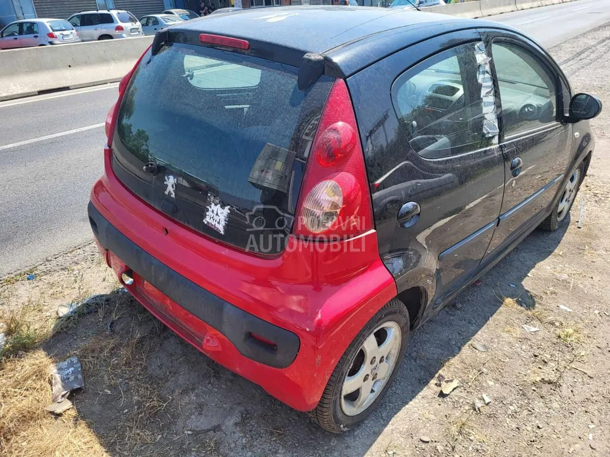 Peugeot 107 2007 photo 4