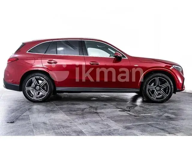 Mercedes-Benz Glc 350 E 2025 photo 5