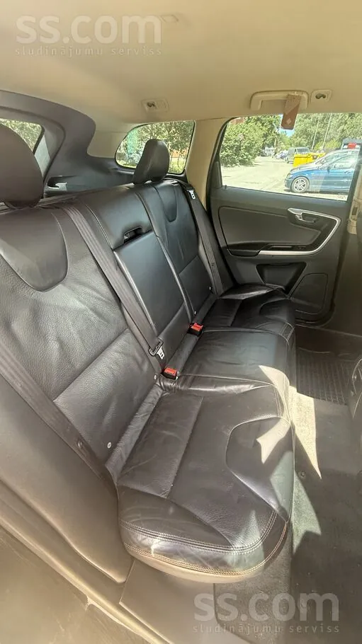 Volvo Xc 60 2010 photo 4