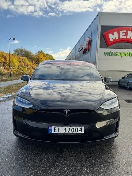 Tesla Model X 2022 photo 2