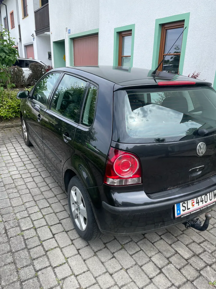 Volkswagen Polo 2003 photo 2