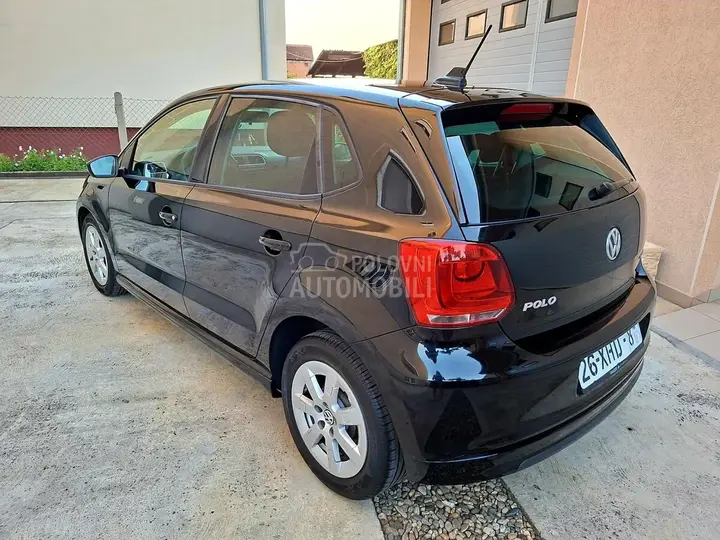 Volkswagen Polo 2010 photo 3