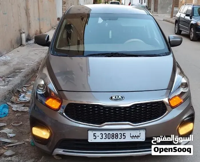 Kia Rondo 2017 photo 3