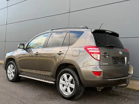 Toyota Rav4 2012 photo 5