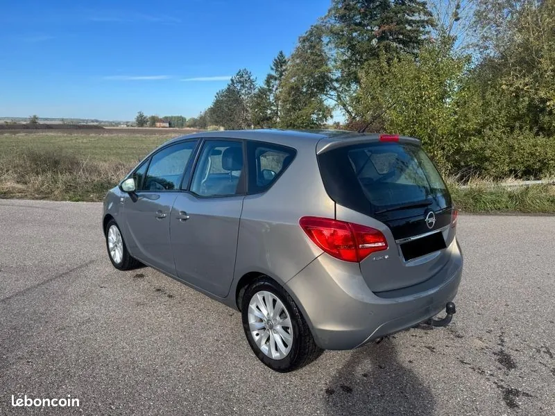 Opel Meriva 2013 photo 4