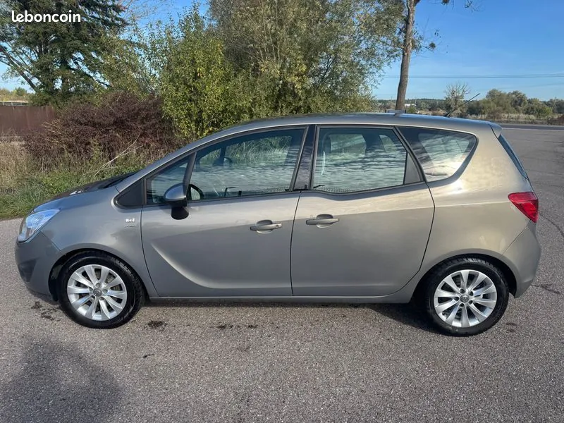 Opel Meriva 2013 photo 3