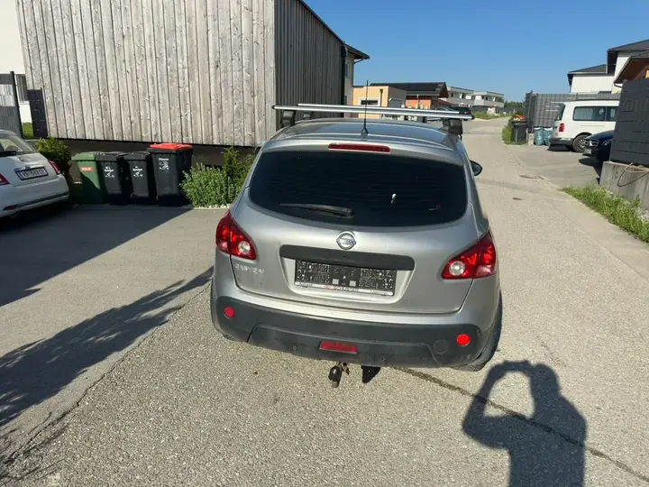 Nissan Qashqai 2008 photo 2