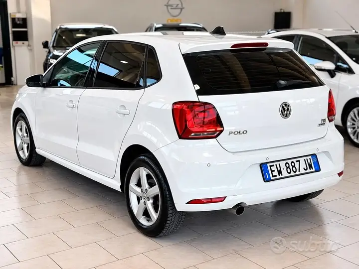 Volkswagen Polo 2014 photo 4