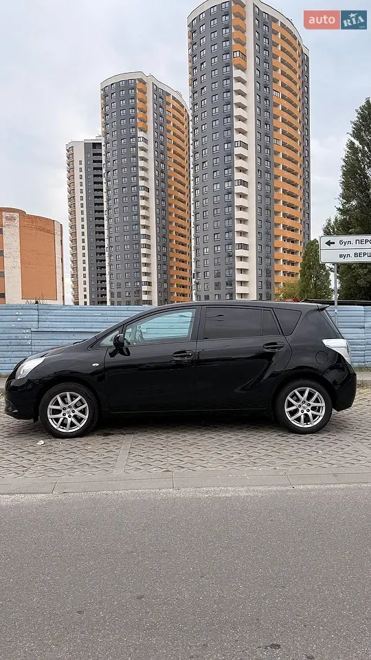 Toyota Verso 2009 photo 3