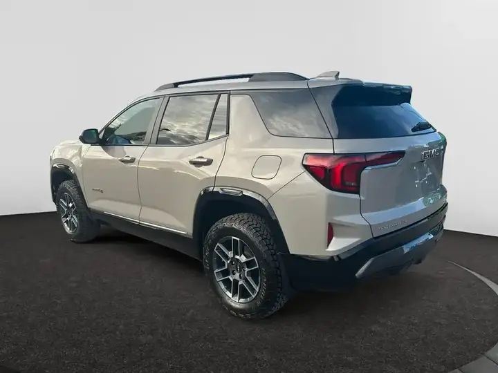 GMC Terrain 2027 photo 3