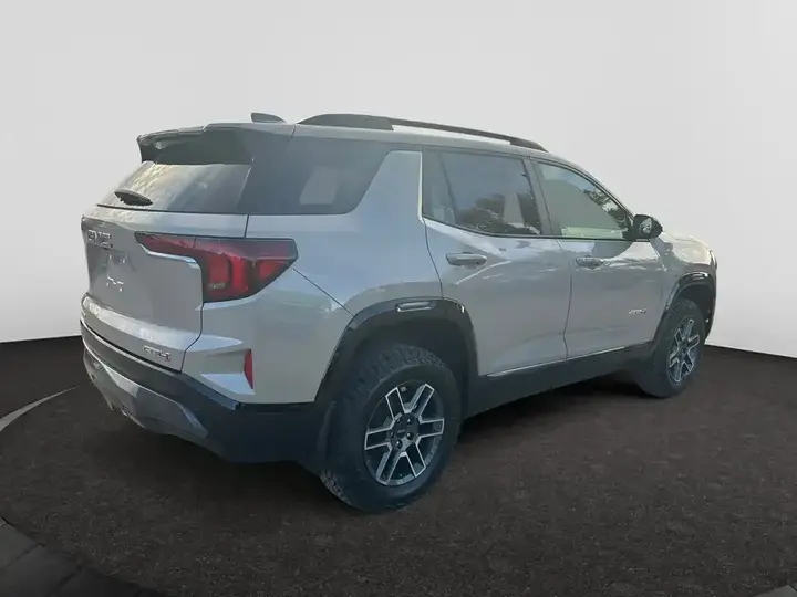 GMC Terrain 2027 photo 5