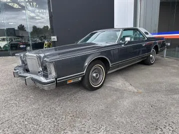 Lincoln Continental Mark V