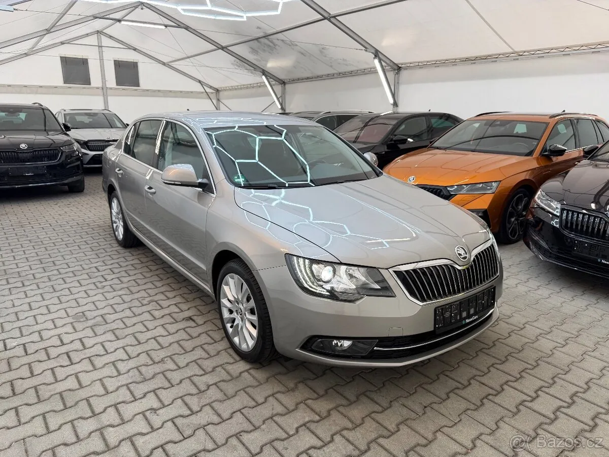 Skoda Superb 2014 photo 3