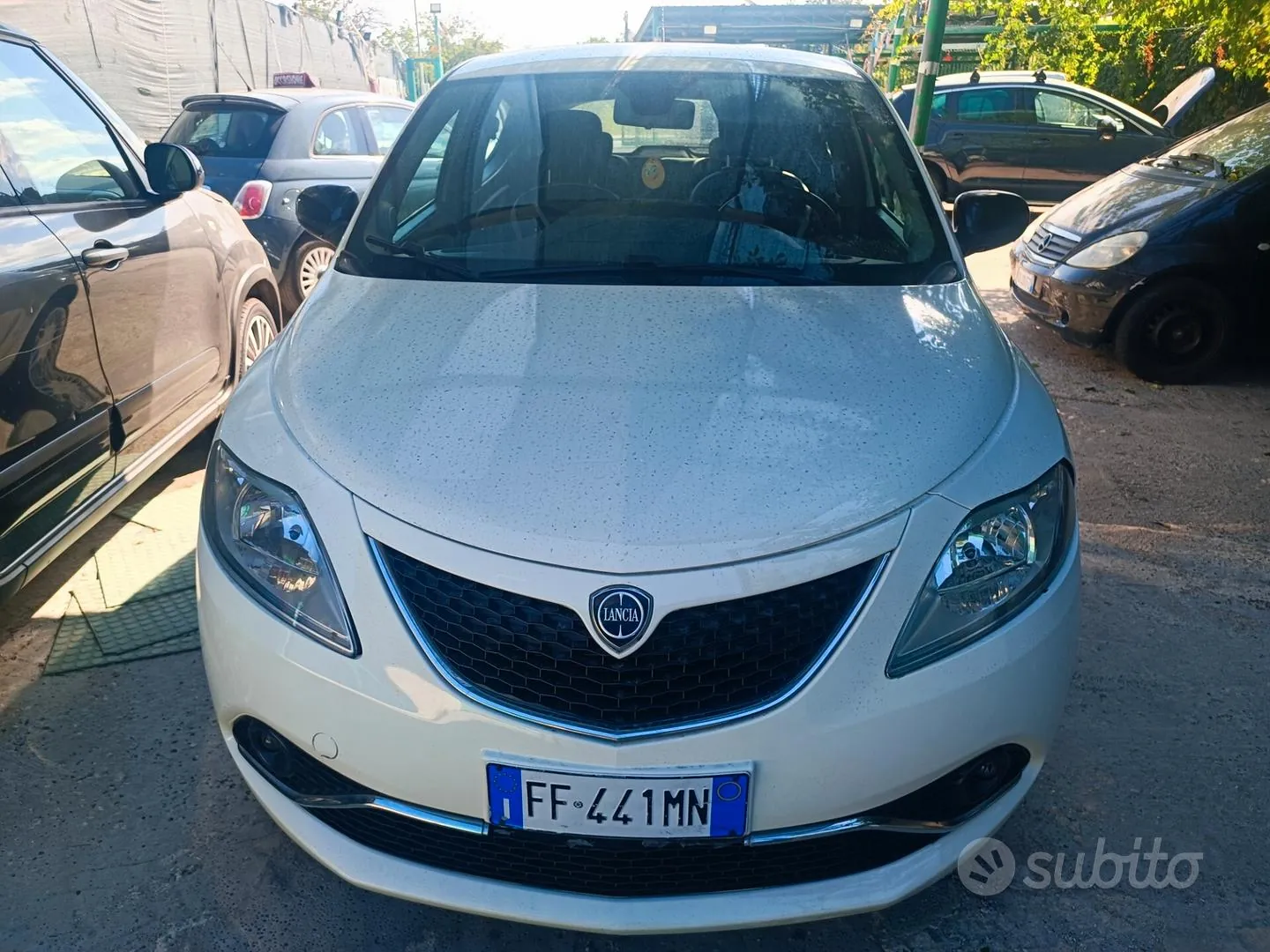 Lancia Ypsilon