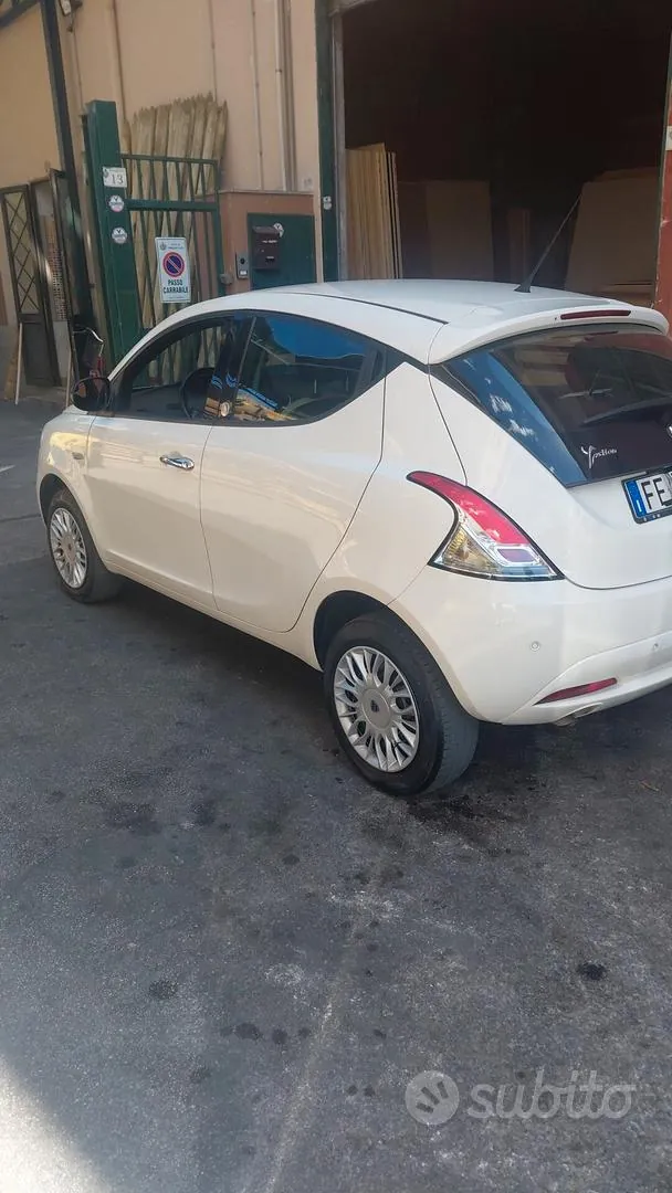 Lancia Ypsilon 2016 photo 5