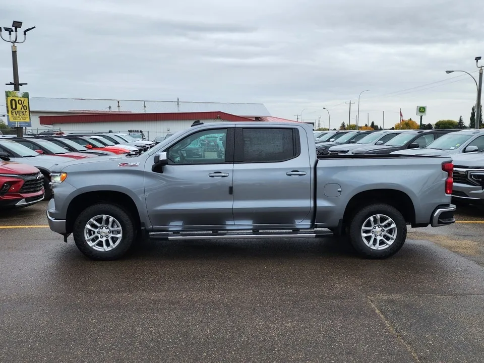 Chevrolet Silverado 1500 2026 photo 3
