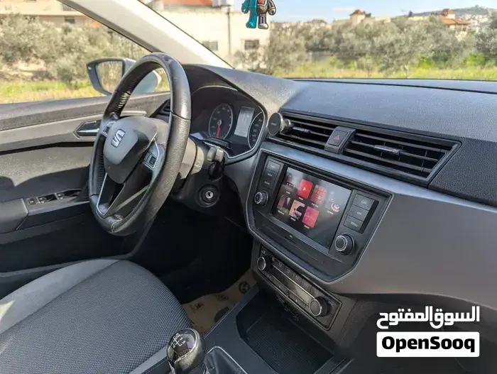 Seat Ibiza 2018 photo 2