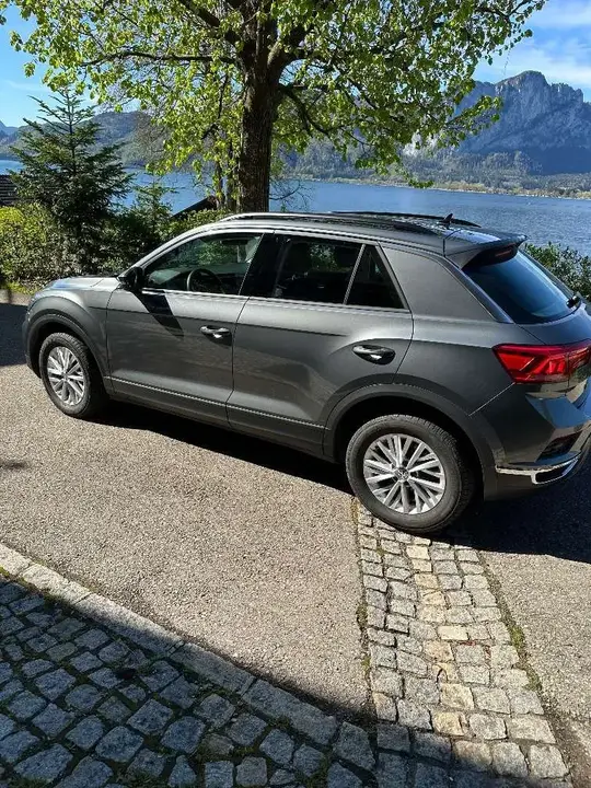 Volkswagen T-Roc 2018 photo 2