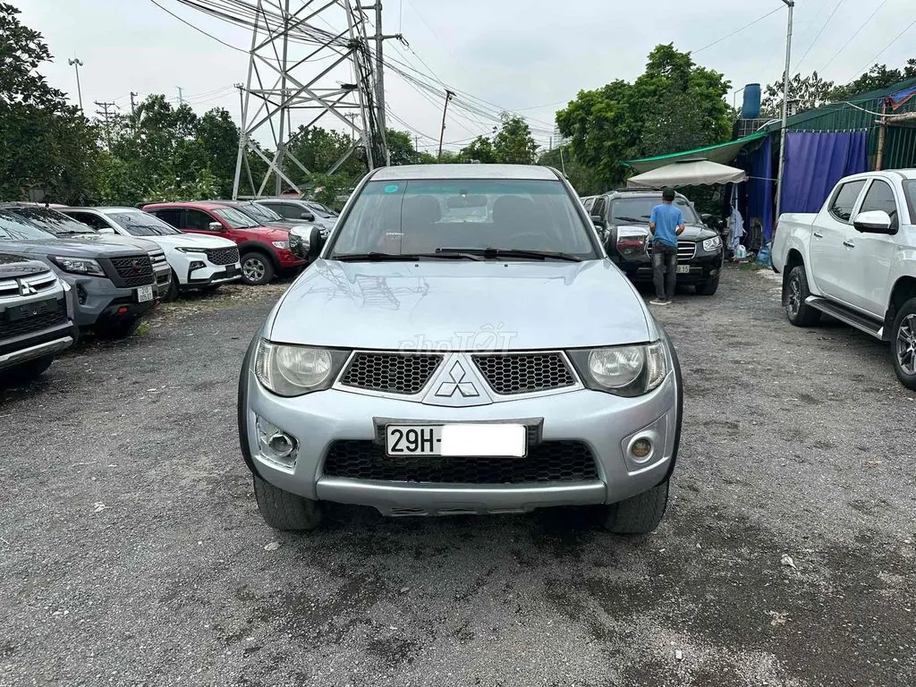 Mitsubishi Triton