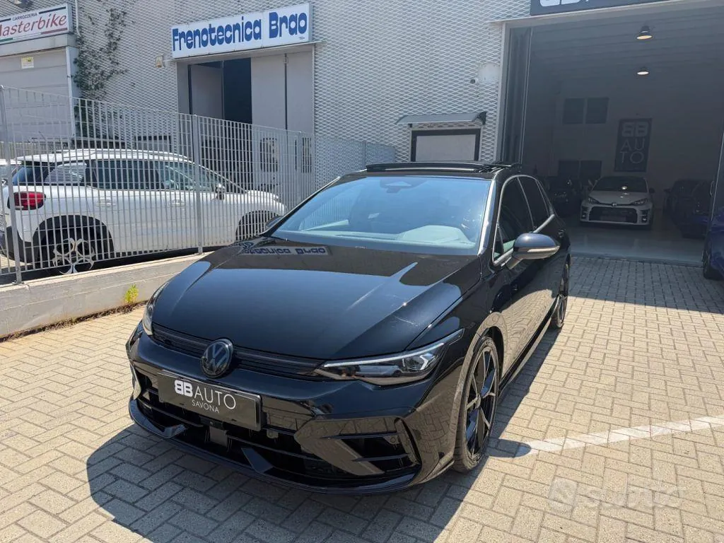 Volkswagen Golf R 2025 photo 2