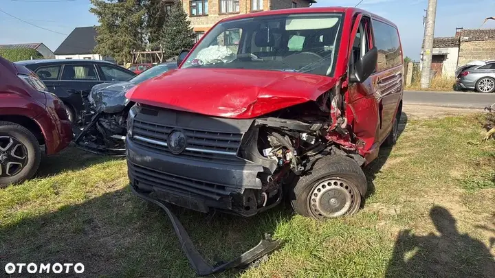 Volkswagen Transporter 2017 photo 2