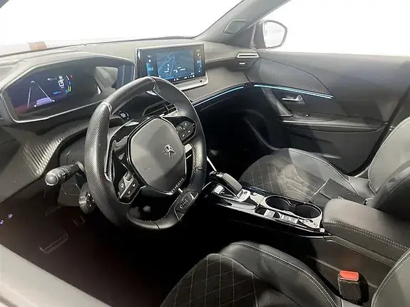 Peugeot E-2008 2021 photo 4