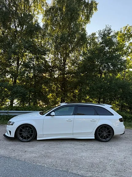 Audi A4 2011 photo 5