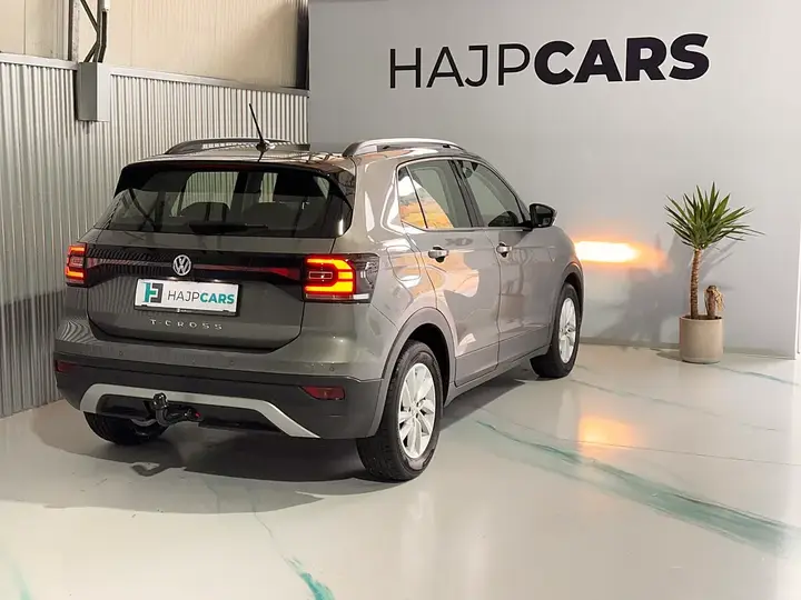 Volkswagen T-Cross 2019 photo 2