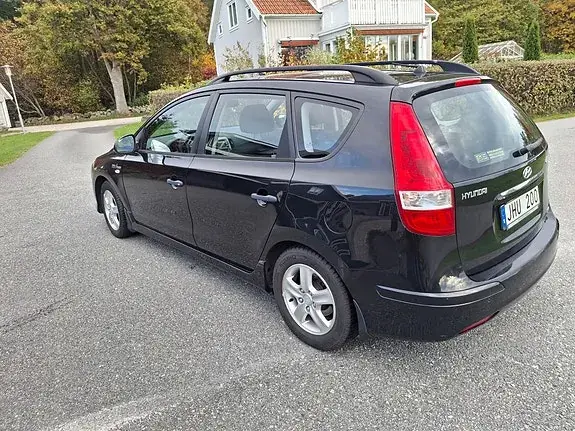 Hyundai I30 2011 photo 2