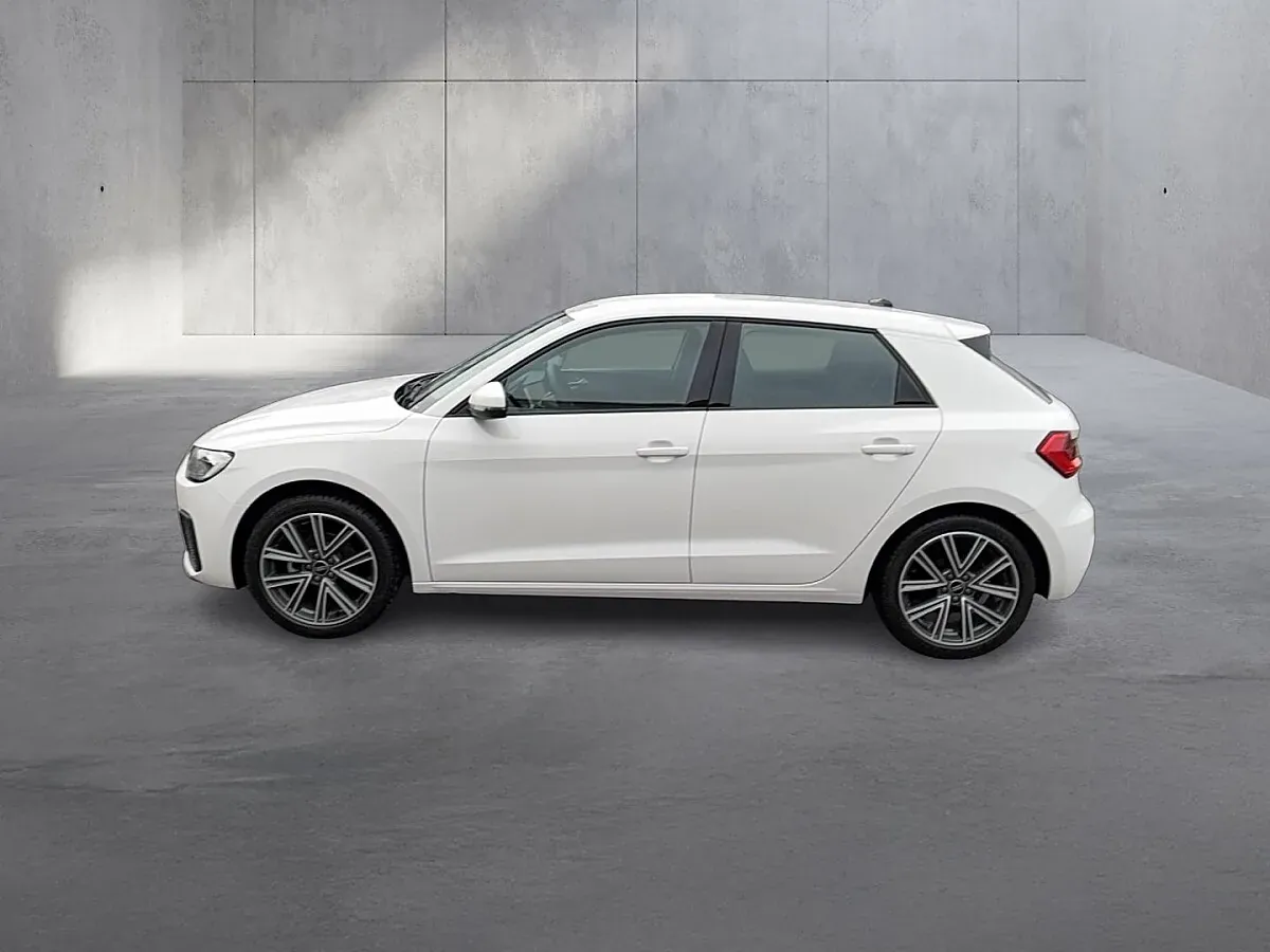 Audi A1 2026 photo 2