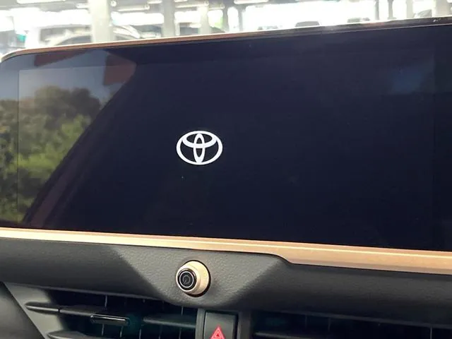 Toyota Crown Sport Z 2024 photo 4