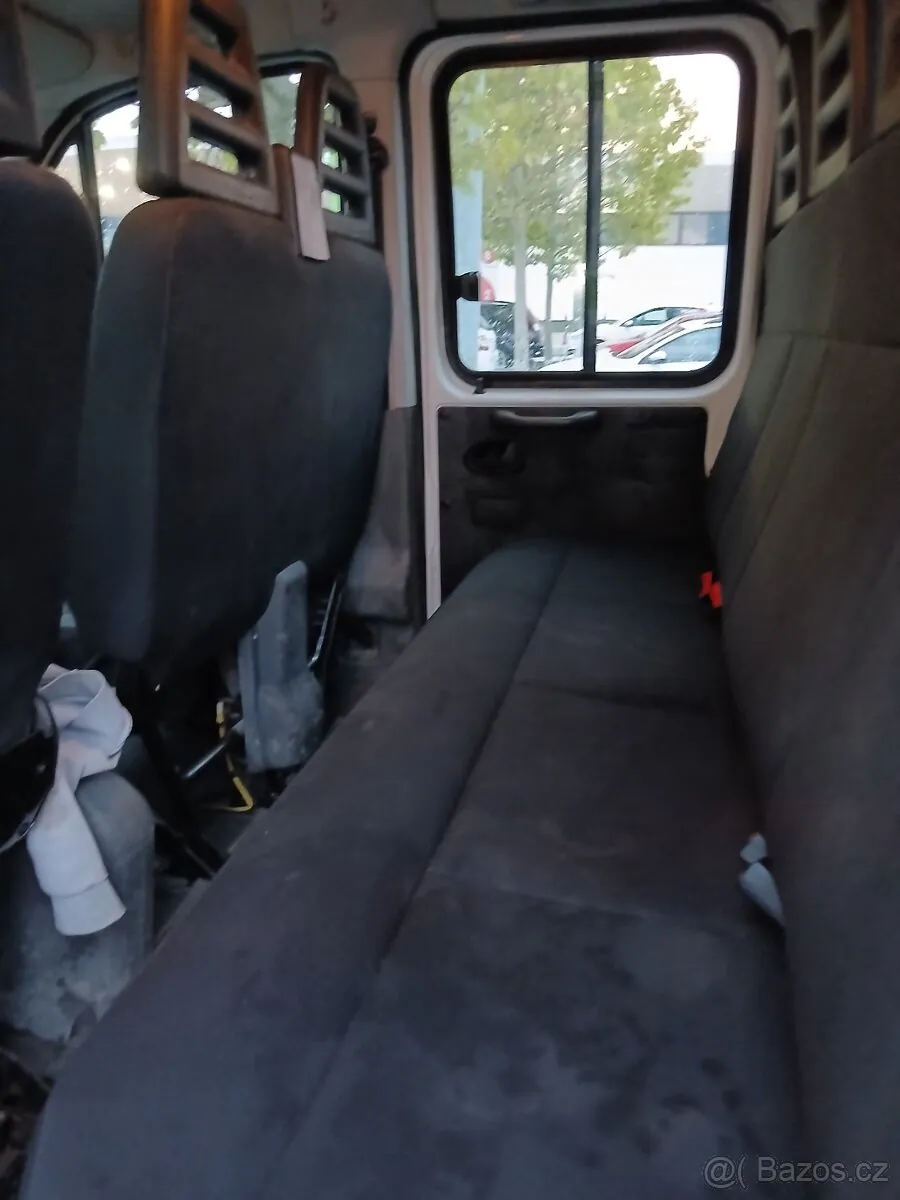 Iveco Daily 2013 photo 4