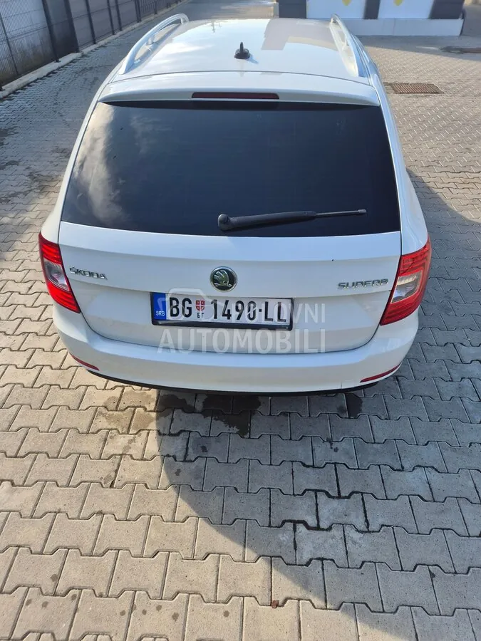 Skoda Superb 2013 photo 3