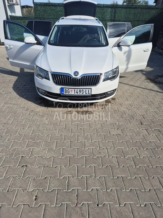 Skoda Superb 2013 photo 4