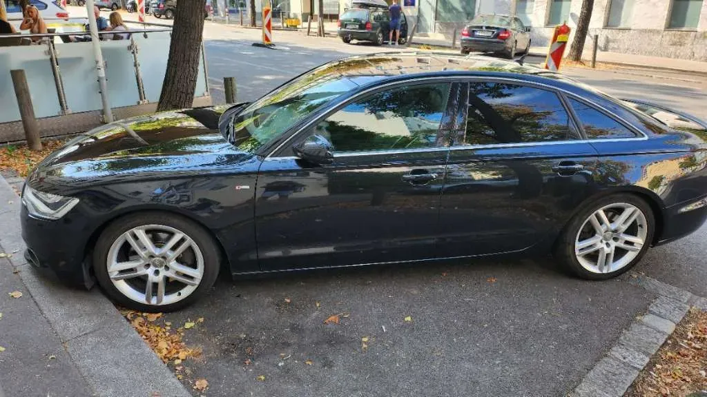Audi A6 2011 photo 3