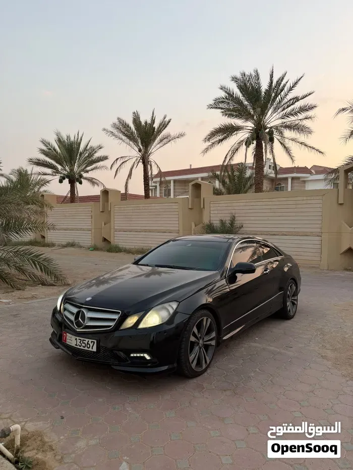 Mercedes-Benz E-Class 2010 photo 2
