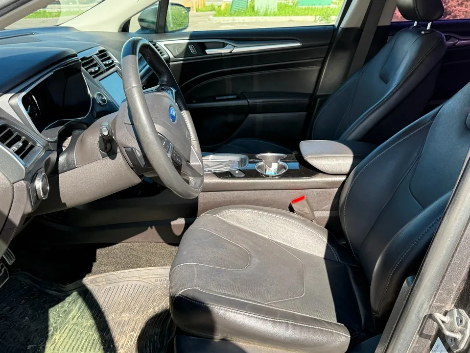 Ford Fusion 2015 photo 5