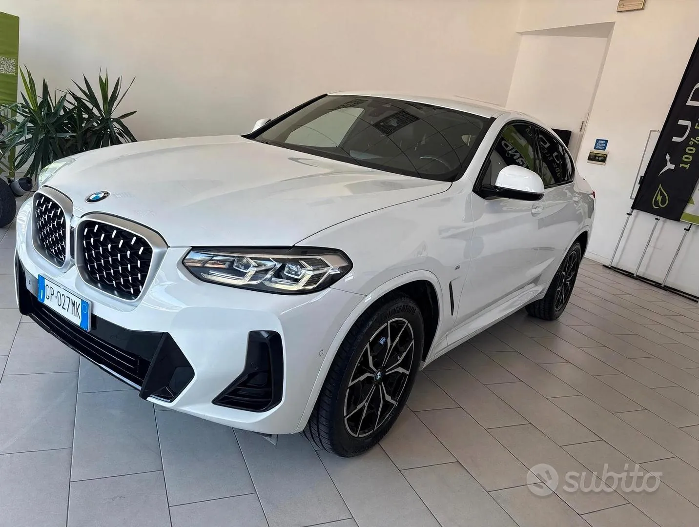 BMW X4 2023 photo 3