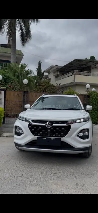 Suzuki Fronx