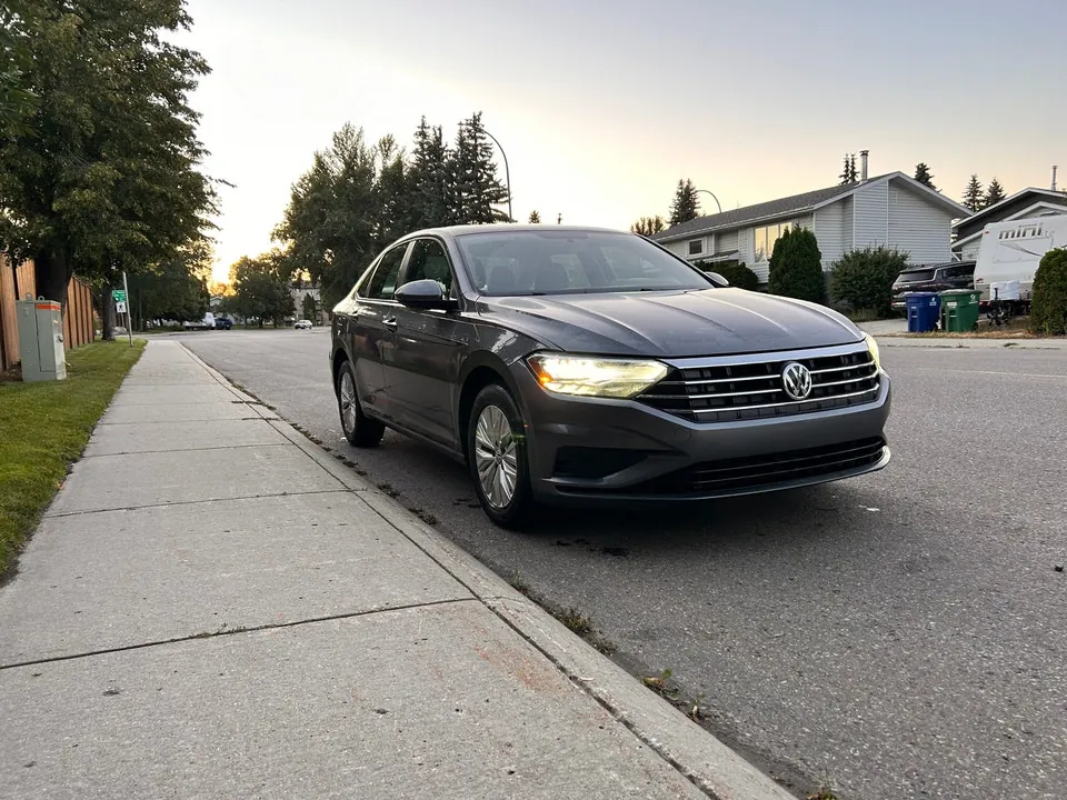 Volkswagen Jetta 2019 photo 2